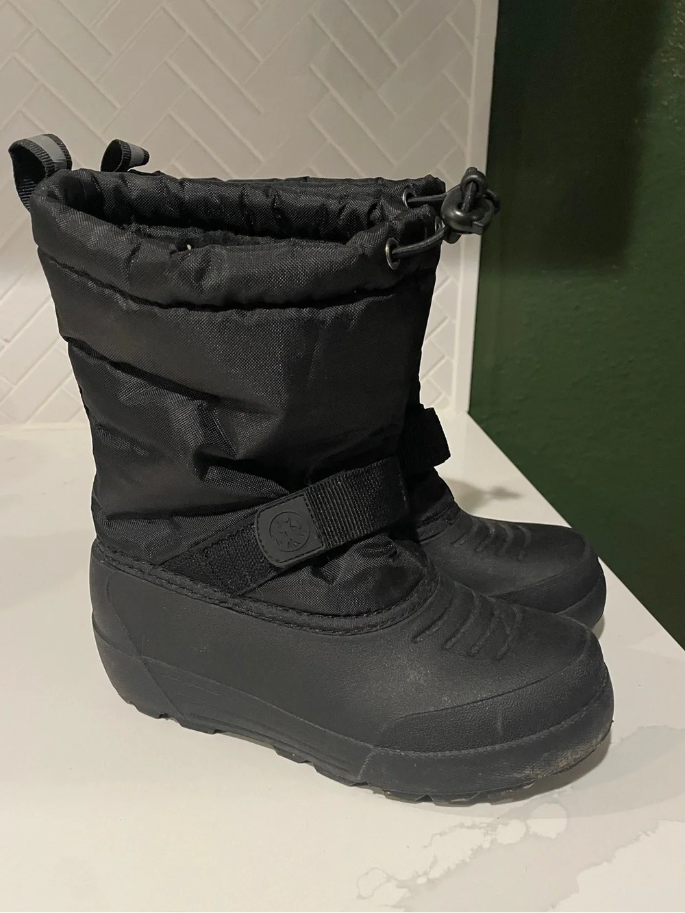 Northside Sz 1 Black Lined Winter Snow Boots Thermolite Unisex